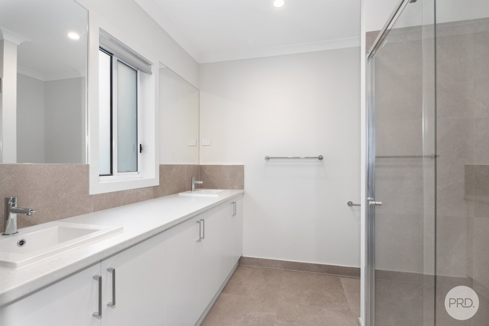 116 Kossuth Street SEBASTOPOL 9