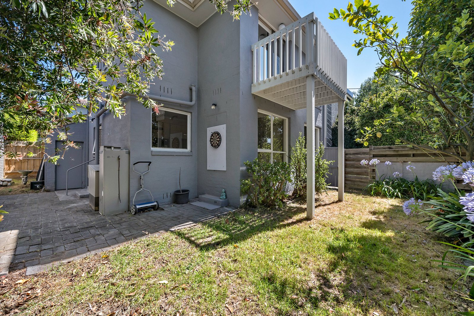 Real Estate and Property in 1/16 Liddiard Street , Hawthorn, VIC