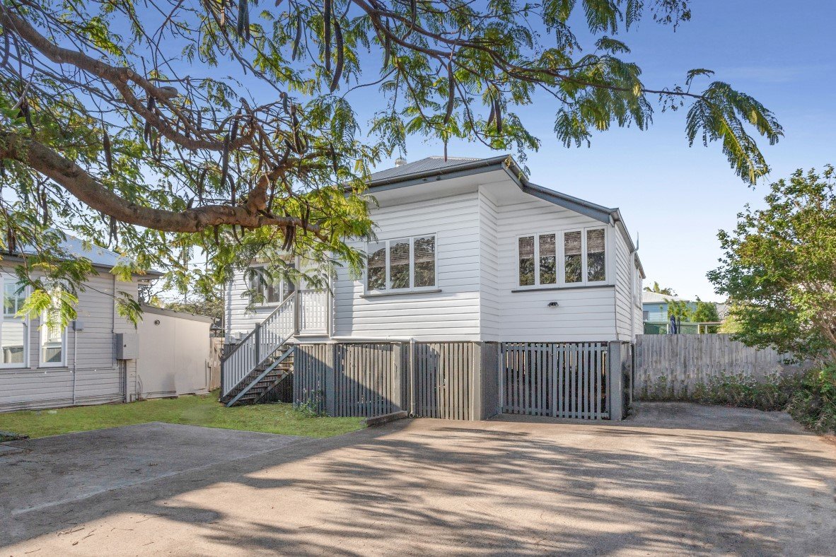 116 Manson Road HENDRA 1