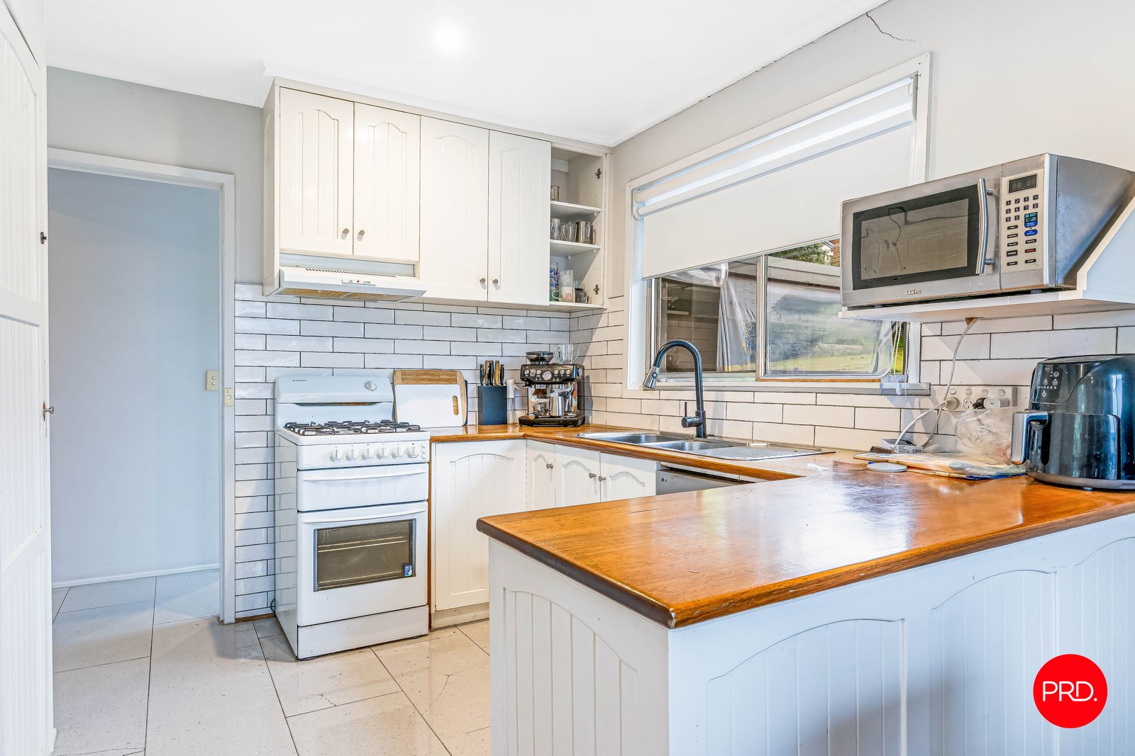 116 Maple Street GOLDEN SQUARE 3