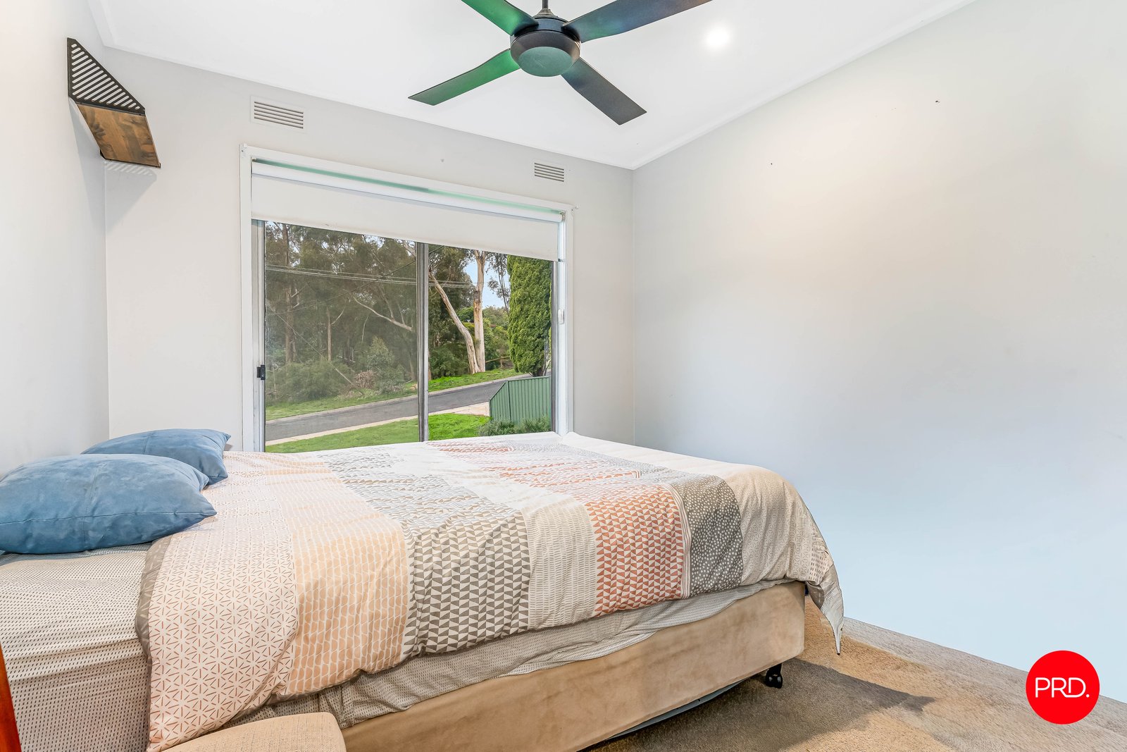 116 Maple Street GOLDEN SQUARE 5