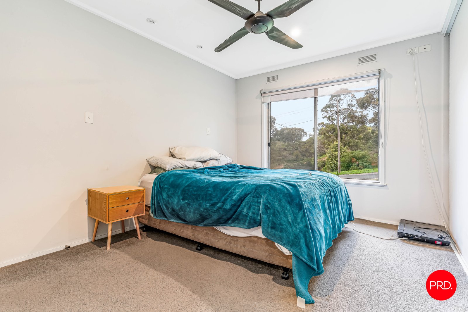 116 Maple Street GOLDEN SQUARE 8