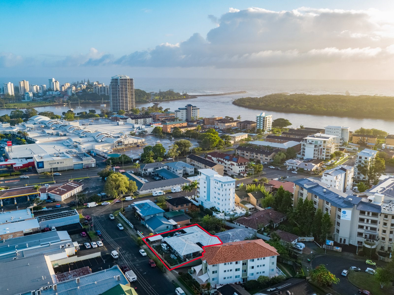 1/16 McGregor Crescent TWEED HEADS 12