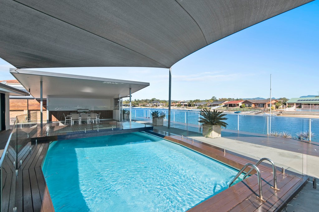116 Melaleuca Drive PALM BEACH 10