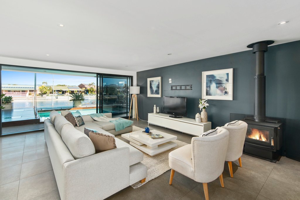 116 Melaleuca Drive PALM BEACH 13