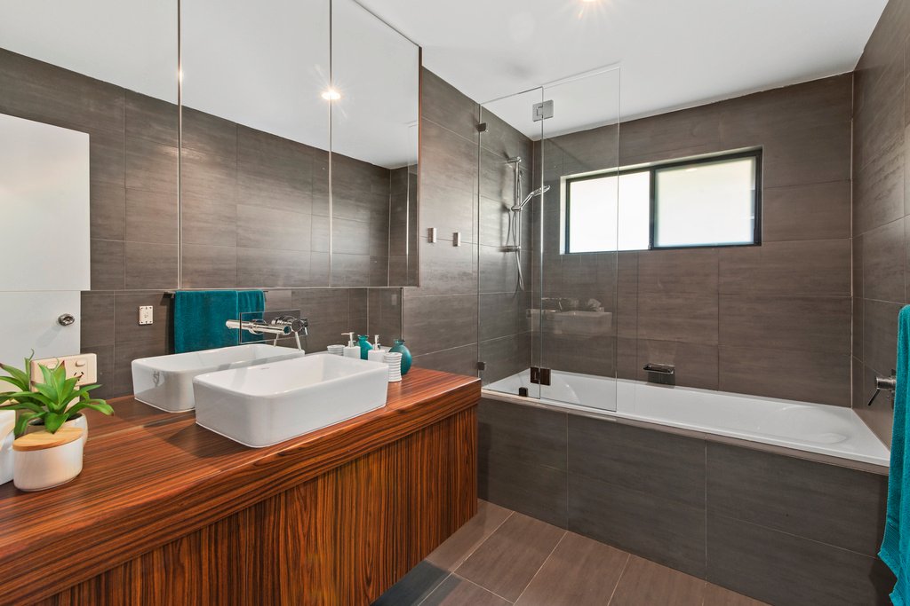 116 Melaleuca Drive PALM BEACH 15
