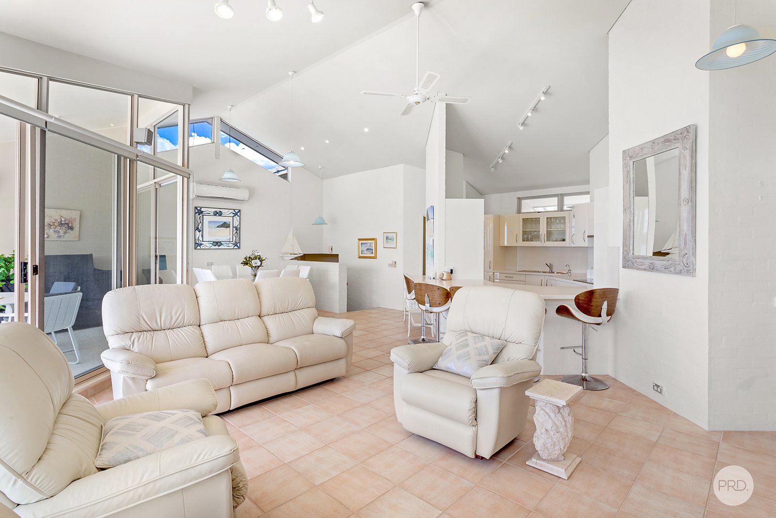 1/16 Mitchell Street SOLDIERS POINT 23