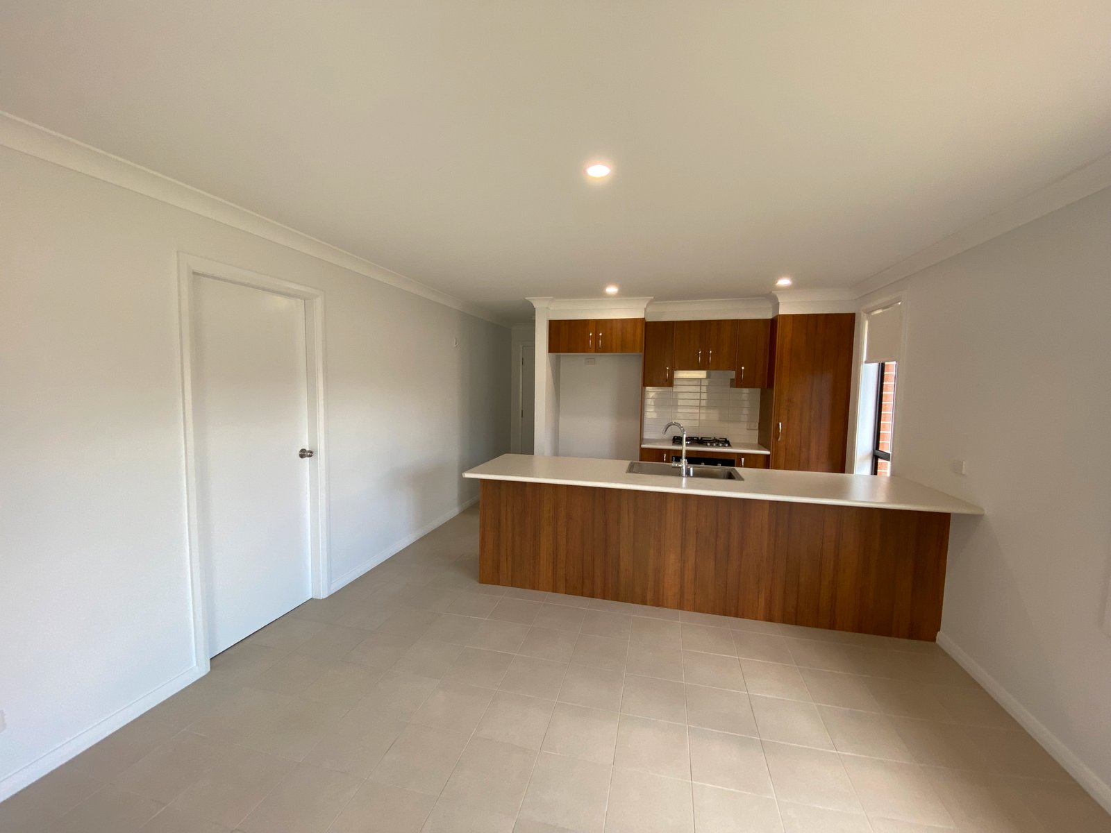 1/16 Mustang Close TAMWORTH 8