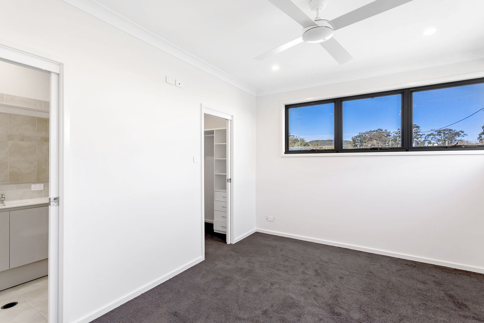 1/16 Norburn Avenue NELSON BAY 6