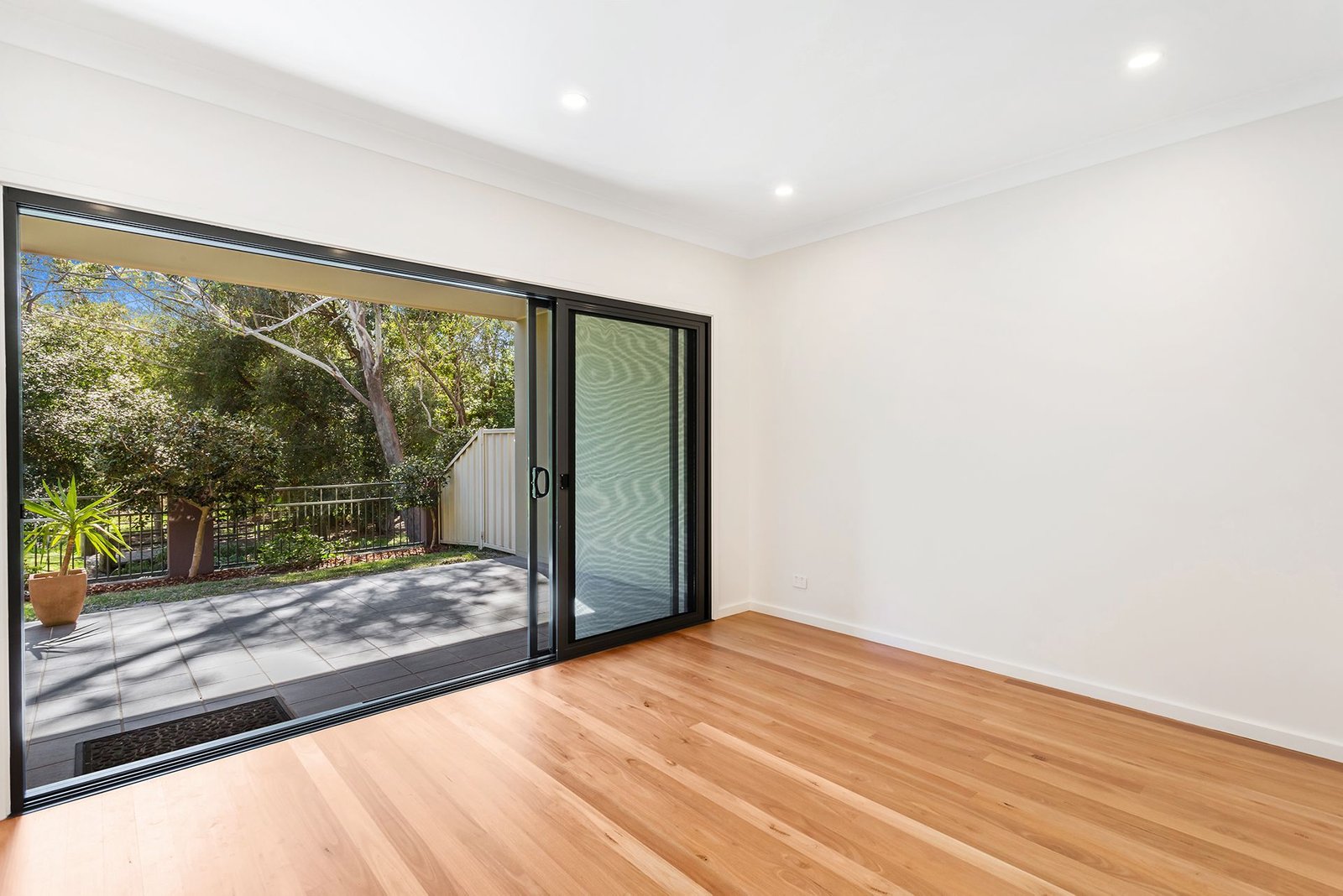 1/16 Norburn Avenue NELSON BAY 8