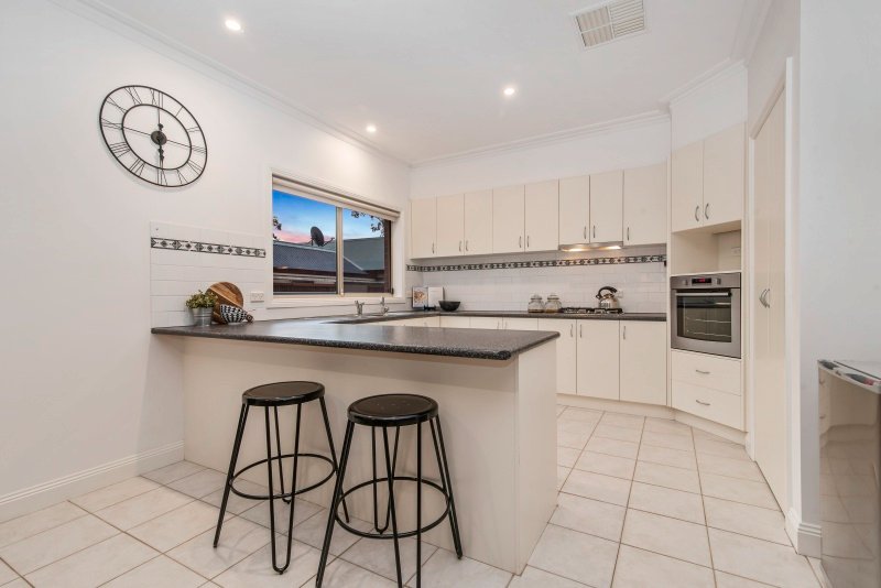 116 Osborne Street SPRING GULLY 3