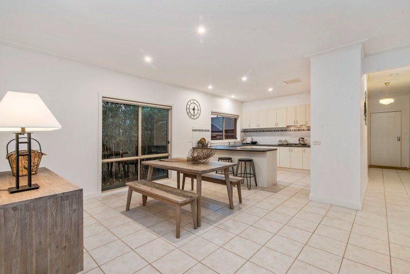 116 Osborne Street SPRING GULLY 4