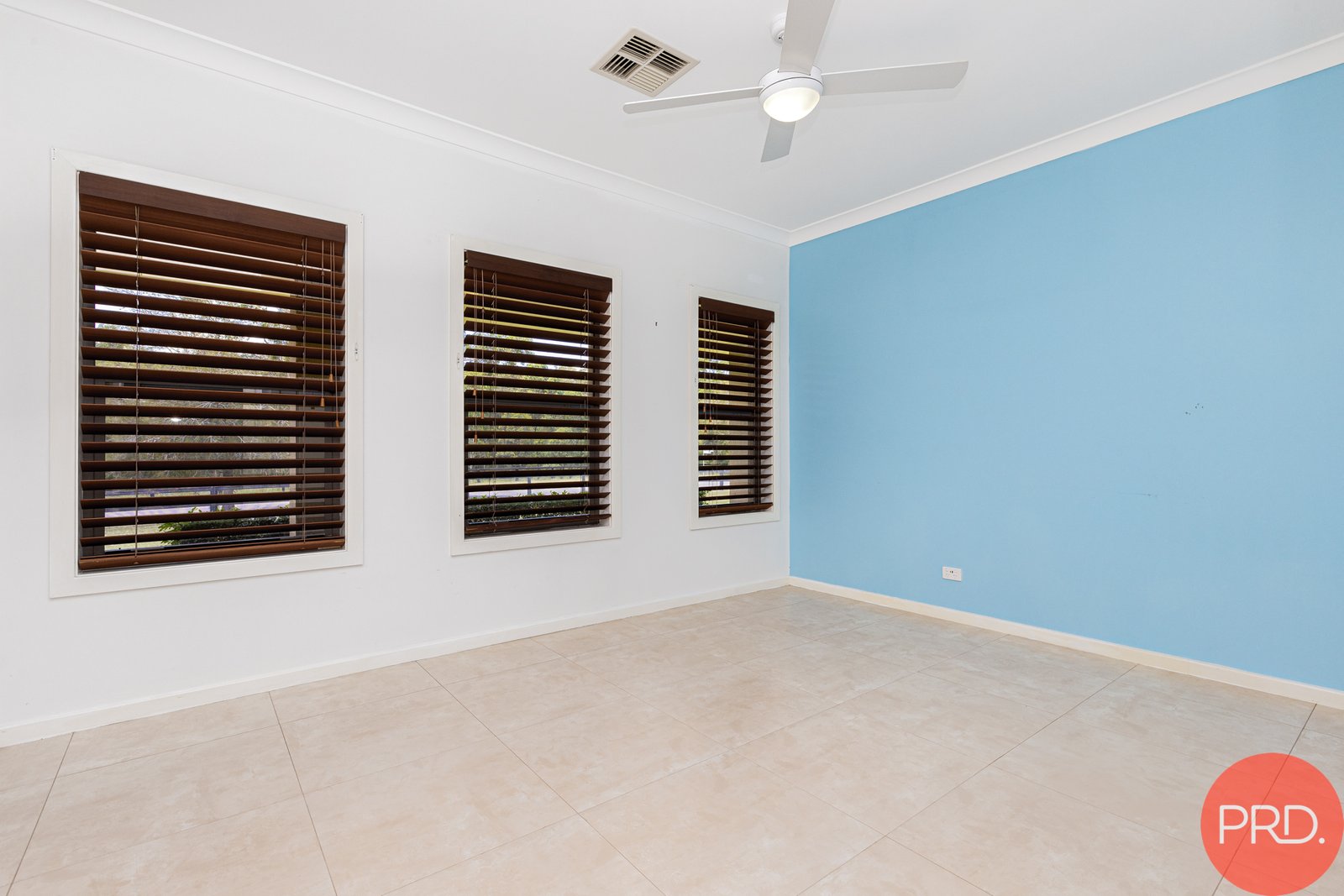 116 Reflection Drive LOUTH PARK 16