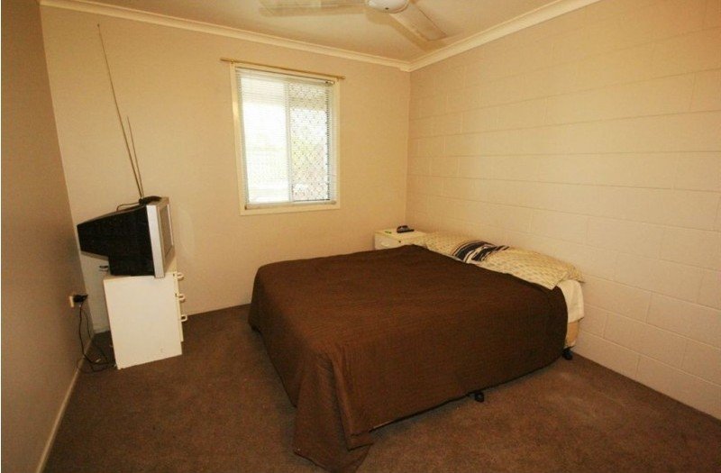 11/6 Saint Martins Lane CANNONVALE 2