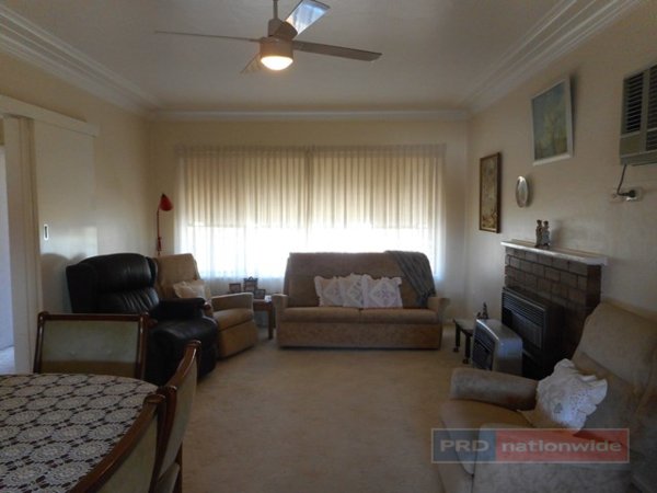 116 Simpson Street TUMUT 5