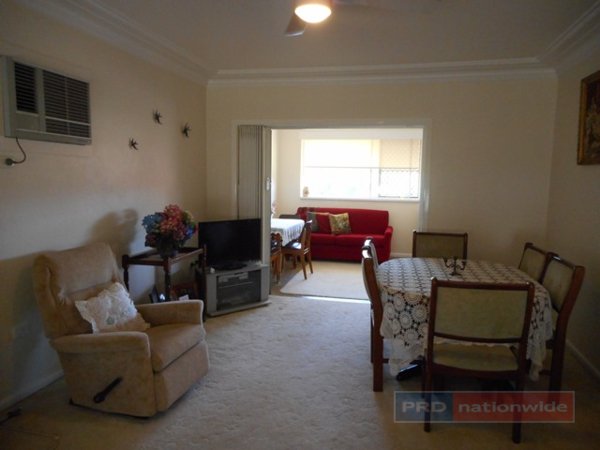 116 Simpson Street TUMUT 6