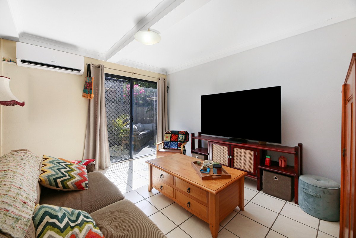 1/16 Sunshine Parade MIAMI 13