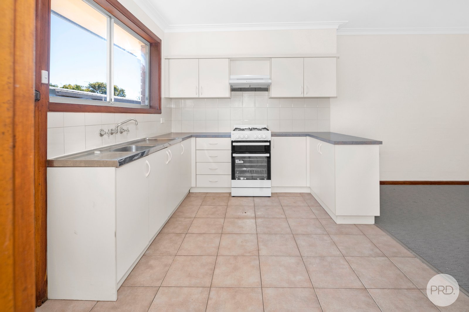 1/16 Symons Street WENDOUREE 4