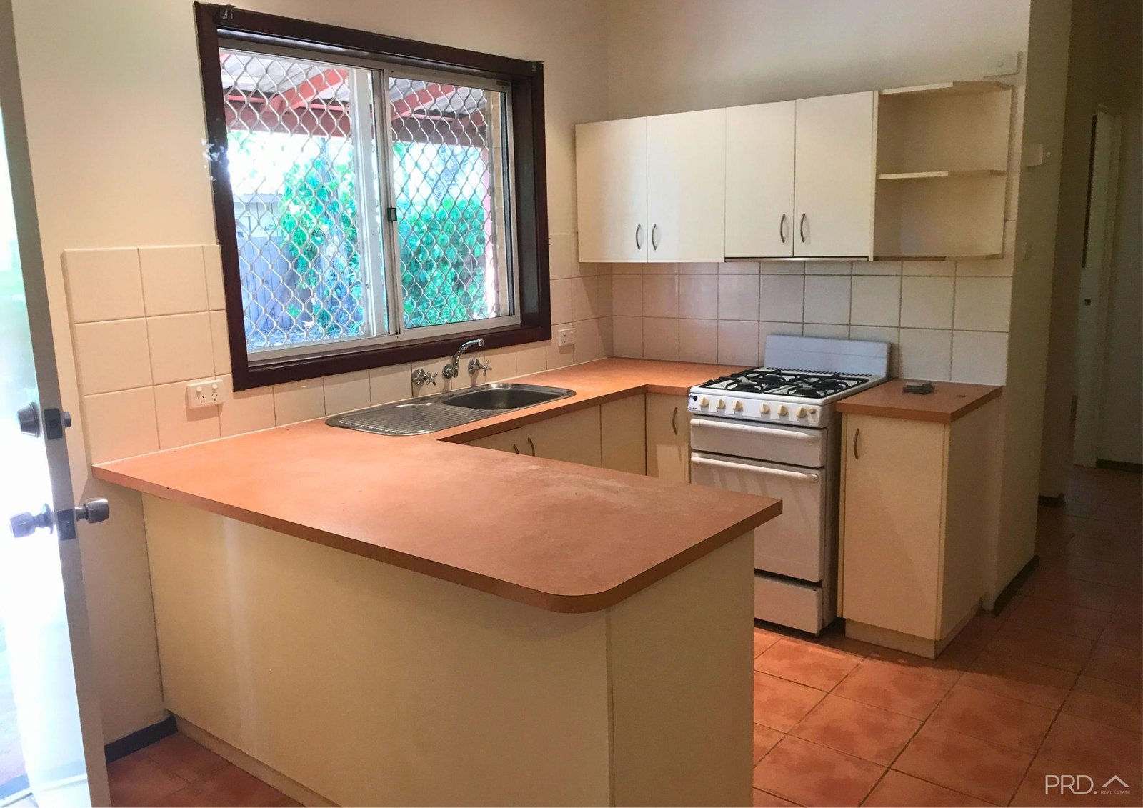 1/16 Tang Street BROOME 3