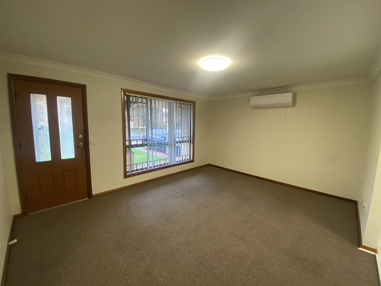 1/16 Thelma Street LURNEA 2