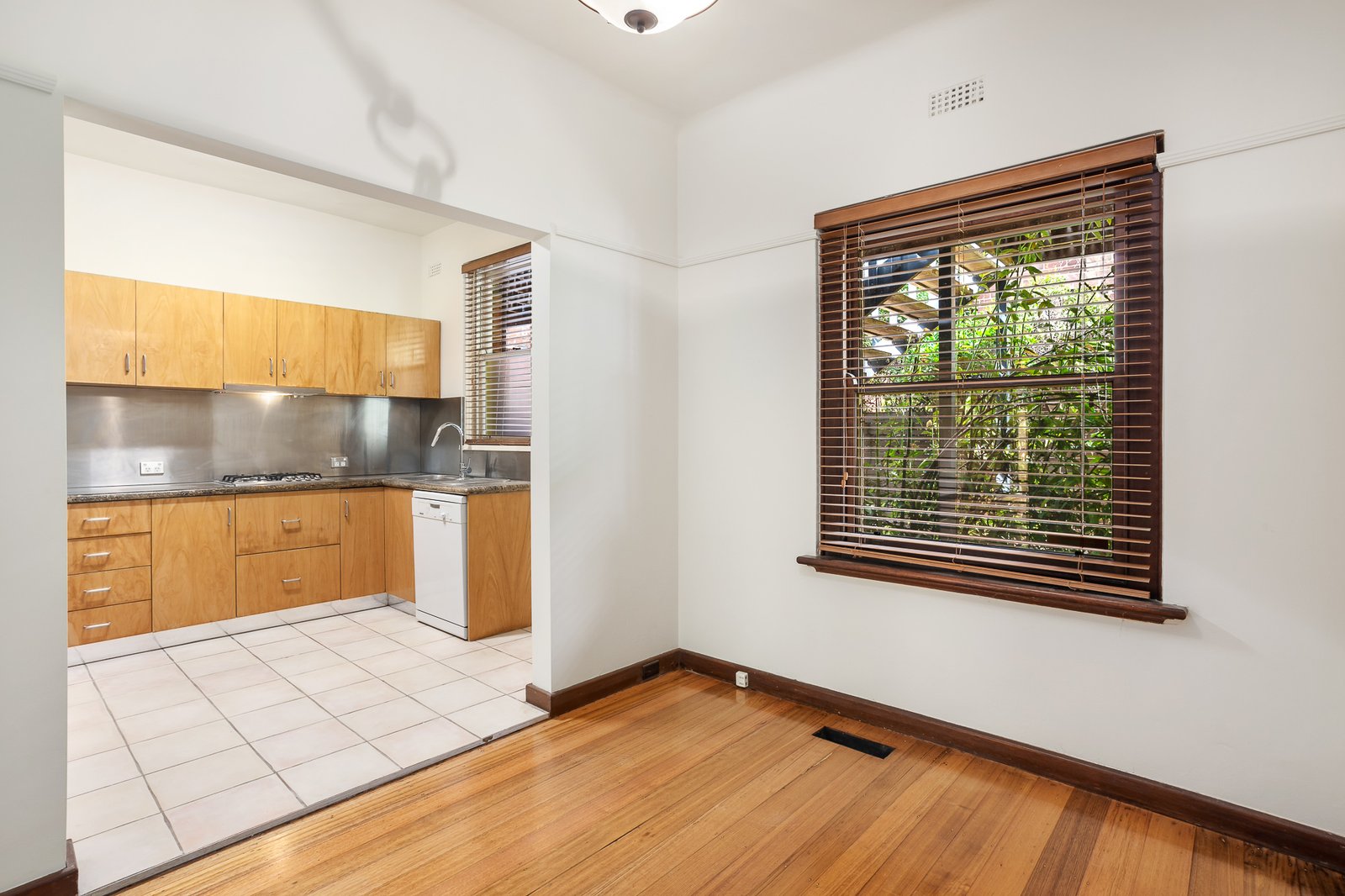Gallery: 1/16 Victoria Street