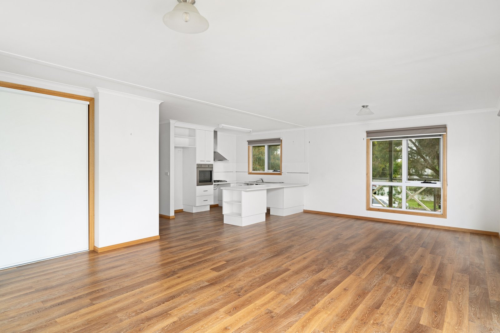Real Estate and Property in 1/16 Warren Street, Kyneton, VIC