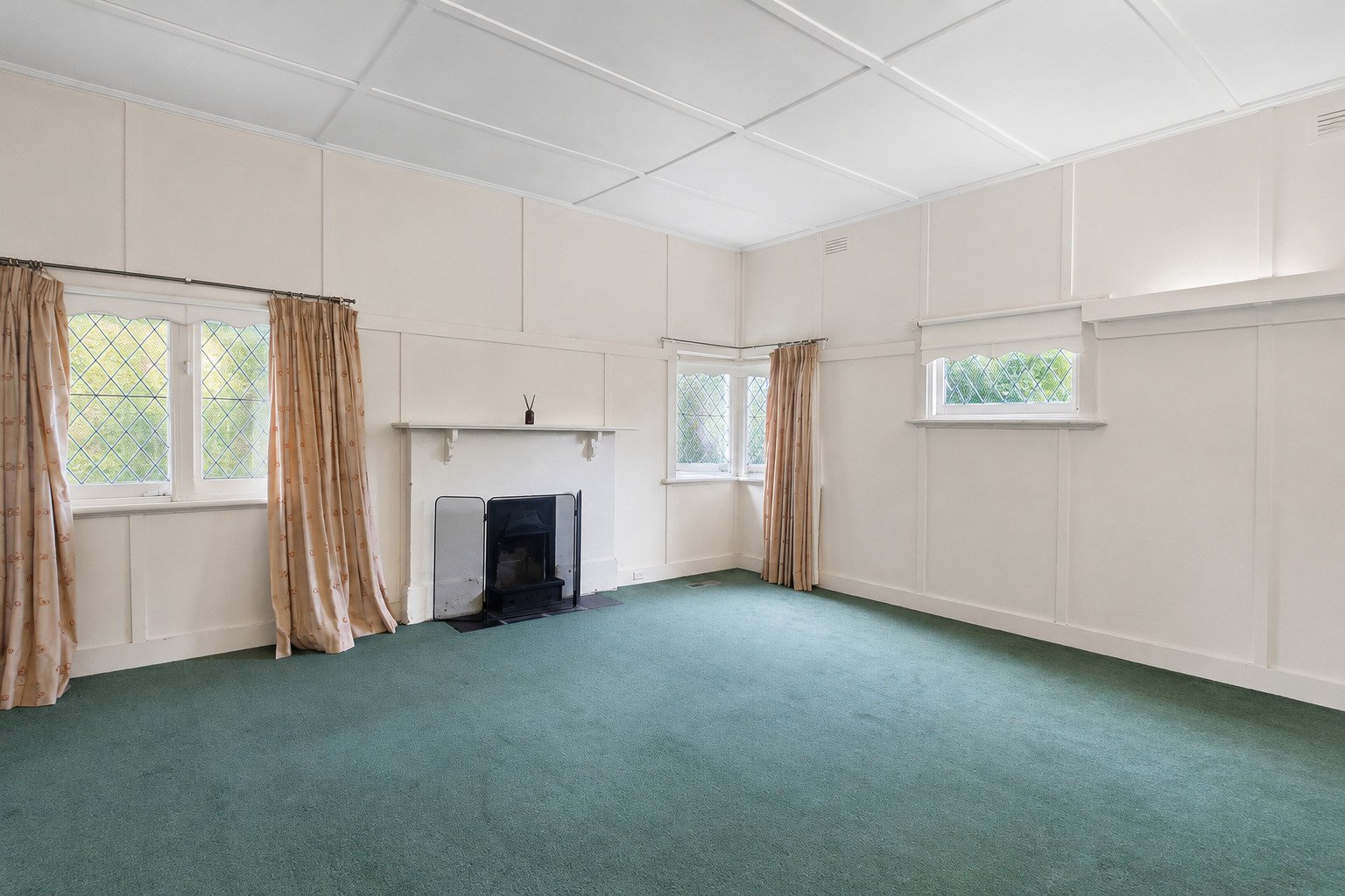 Gallery: 116 Warrigal Road Road