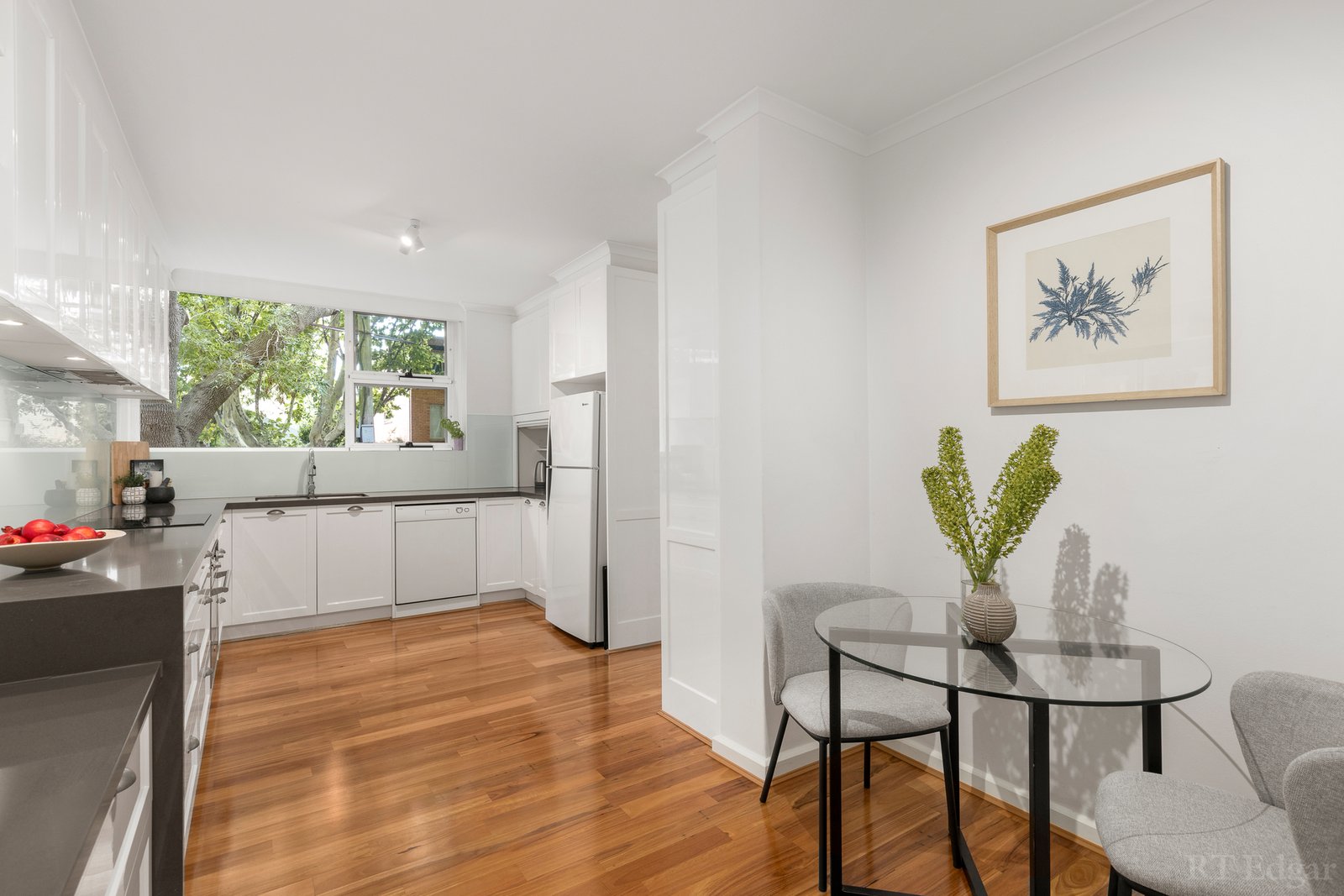 Real Estate and Property in 1/16 Woorigoleen Road, Toorak, VIC