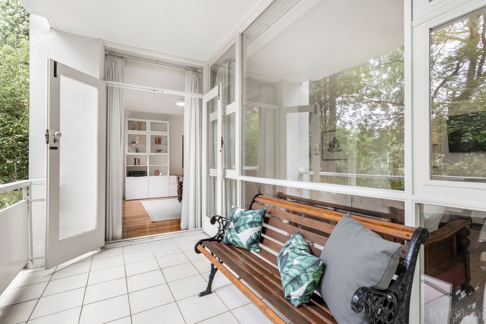 Real Estate and Property in 1/16 Woorigoleen Road, Toorak, VIC