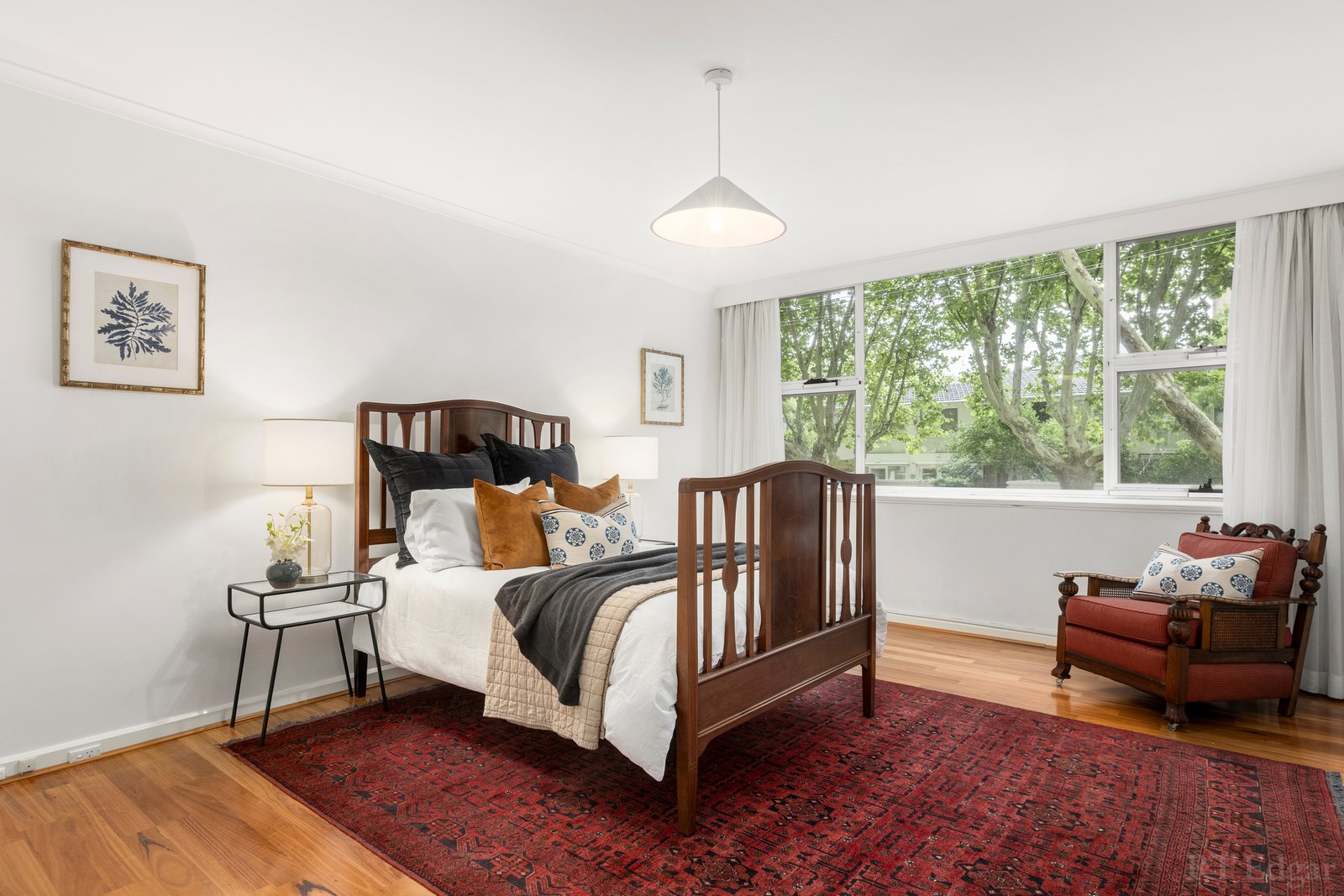 Real Estate and Property in 1/16 Woorigoleen Road, Toorak, VIC