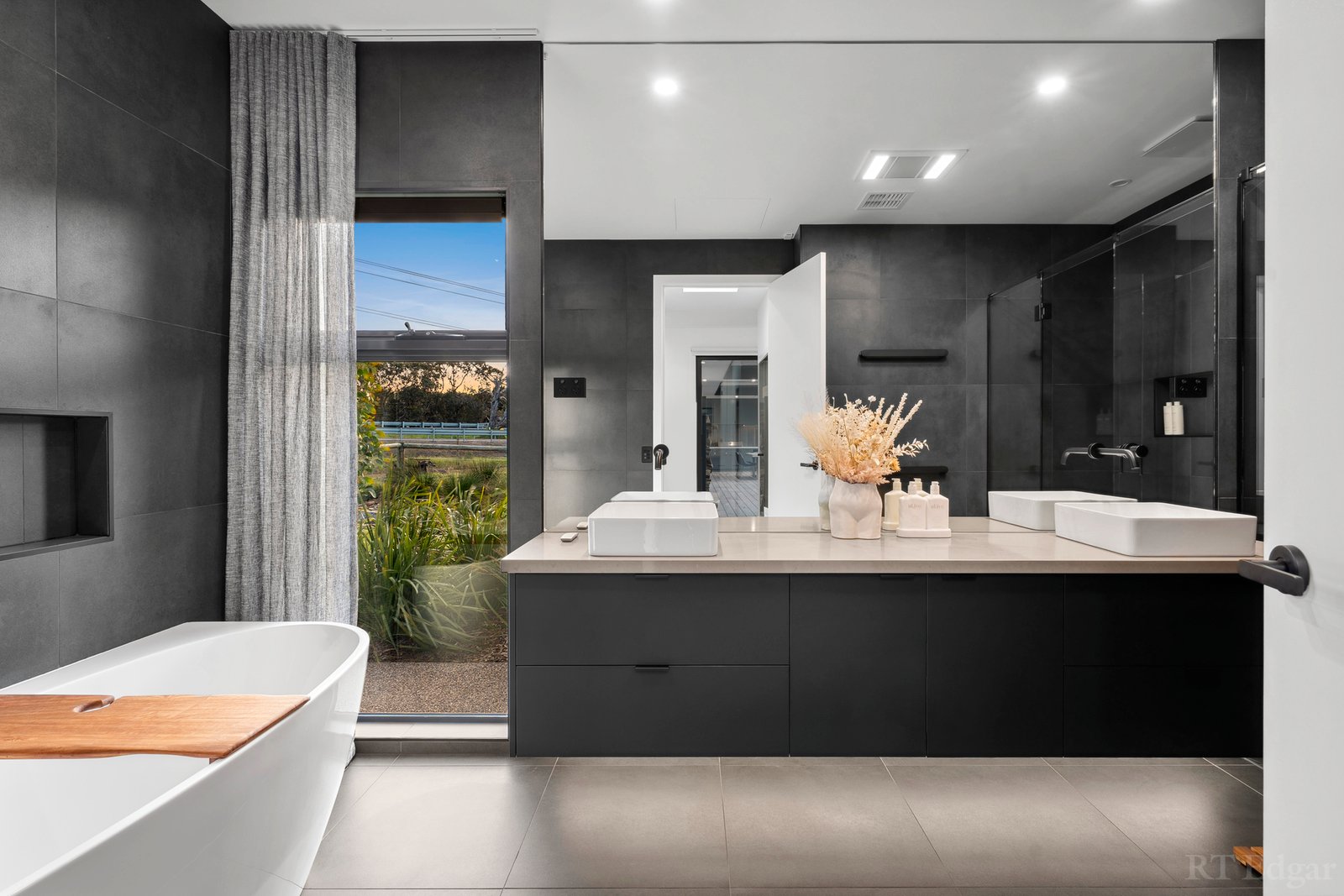 Real Estate and Property in 1161-1169 Bellarine Highway, Wallington, VIC