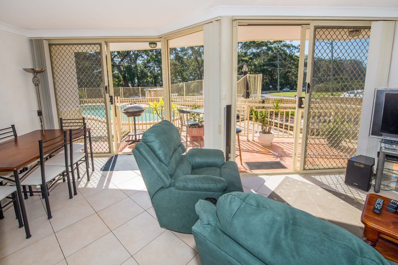 1/161 Bagnall Beach Road CORLETTE 4