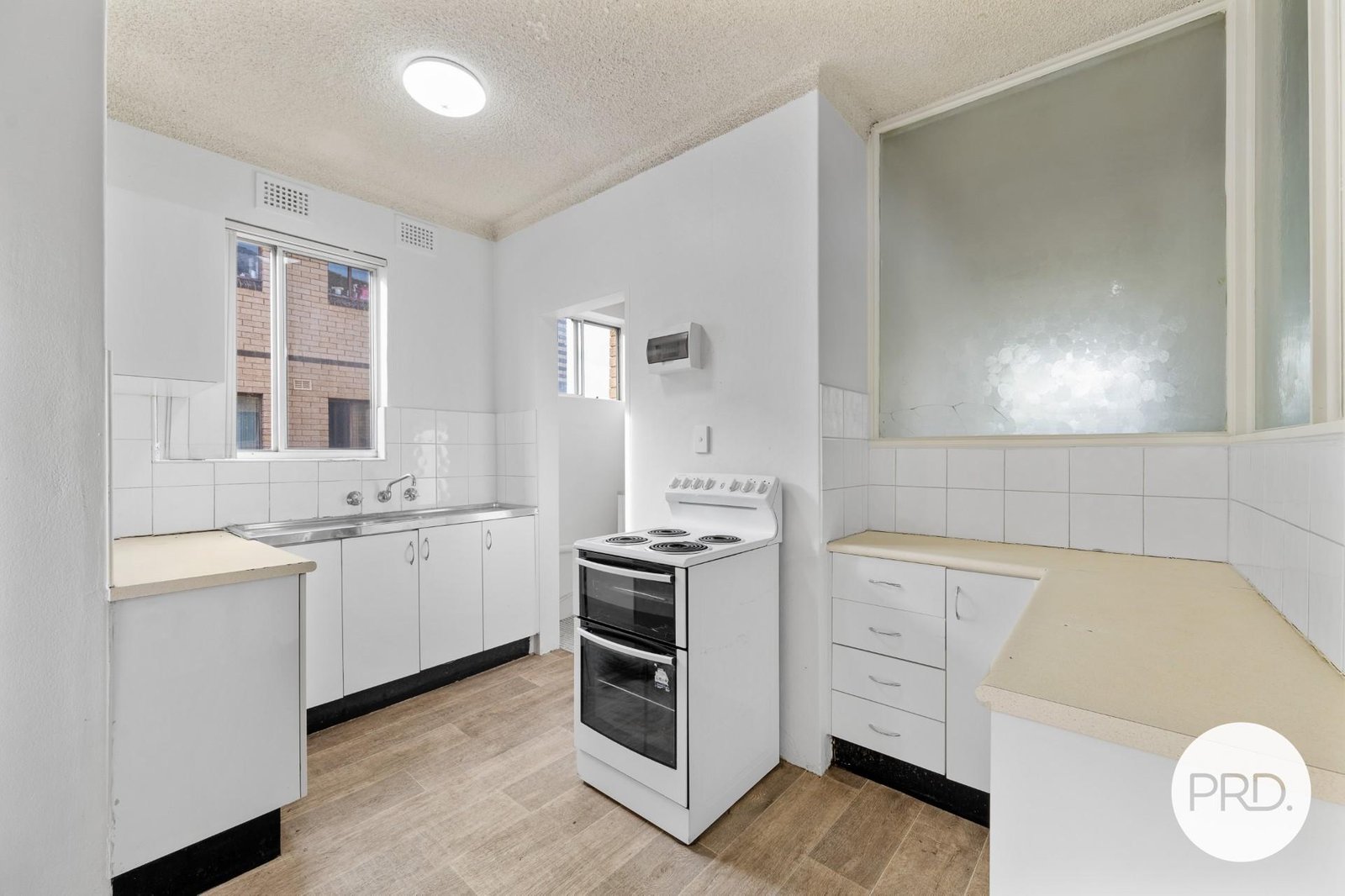 11/61 Castlereagh Street LIVERPOOL 4
