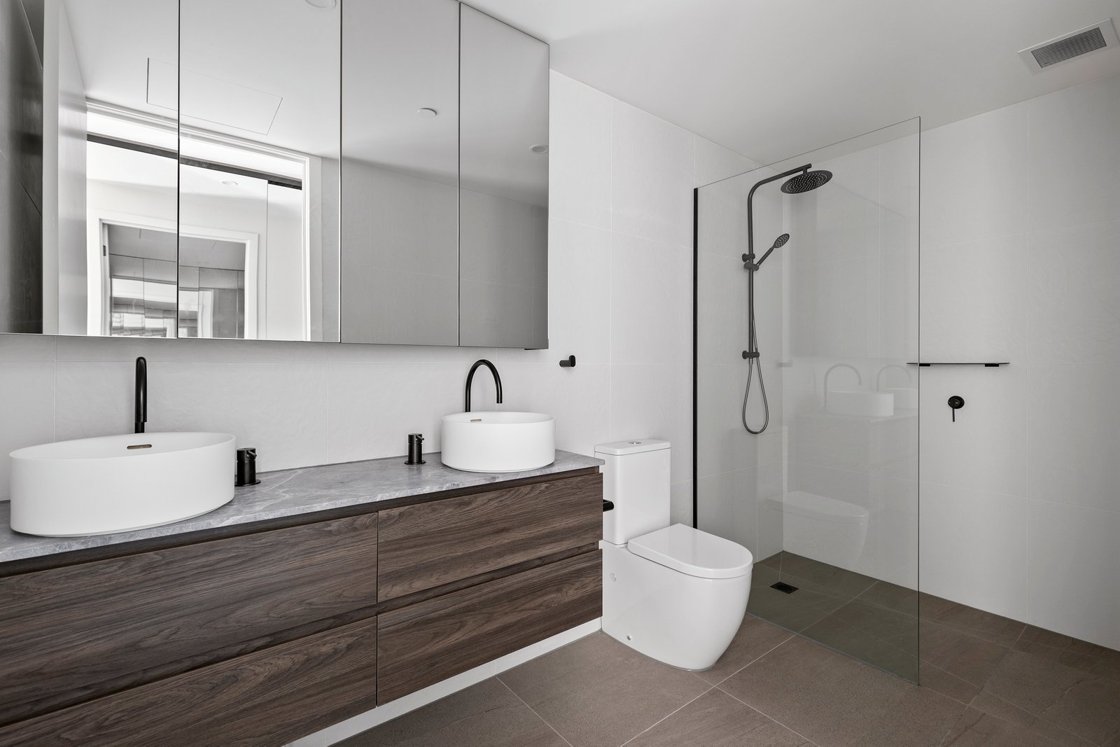 Real Estate and Property in 116/1 Moola Court, Cheltenham, VIC