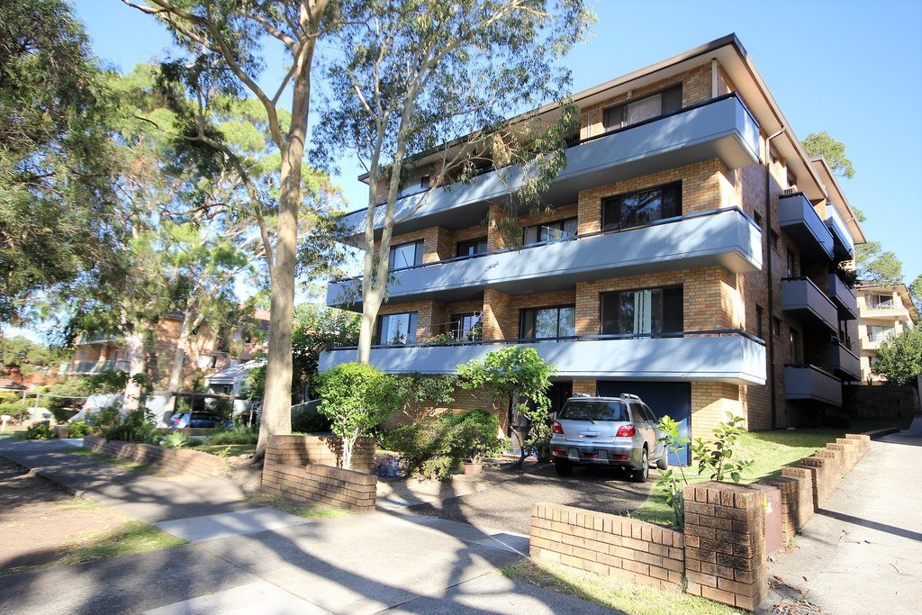 11/61 Warialda Street KOGARAH 1