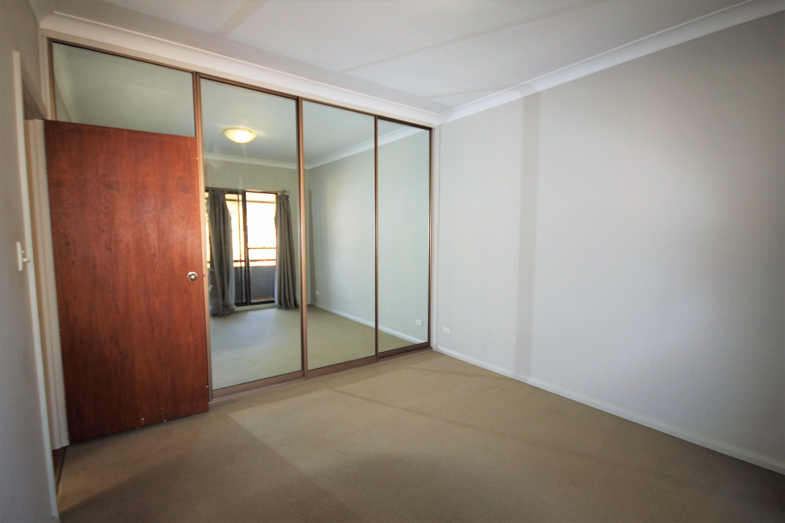 11/61 Warialda Street KOGARAH 7