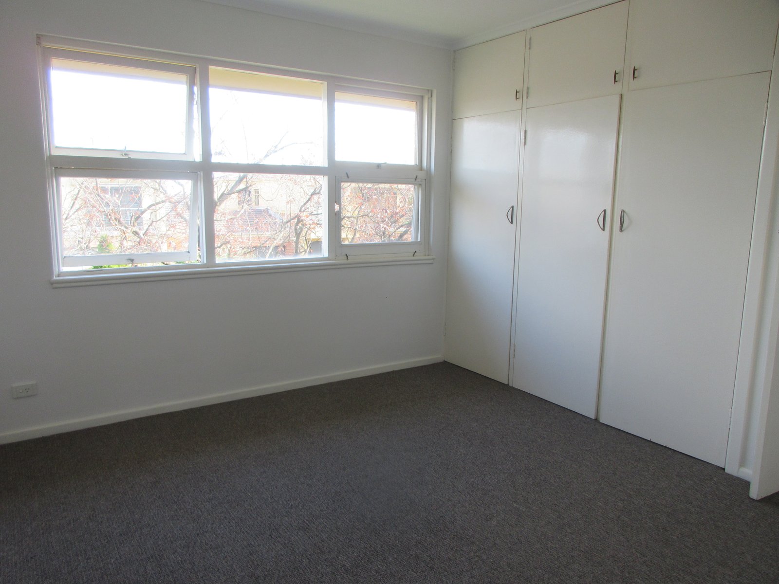Gallery: 11/616 Centre Road