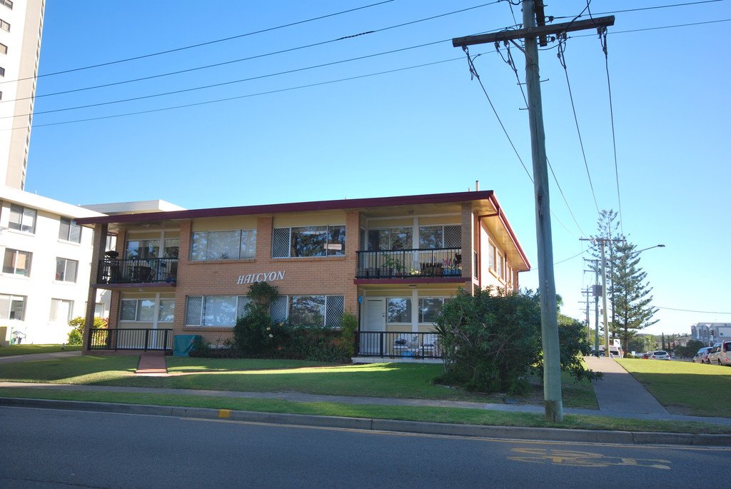 1/162 The Esplanade BURLEIGH HEADS 1