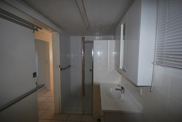 1/162 The Esplanade BURLEIGH HEADS 11