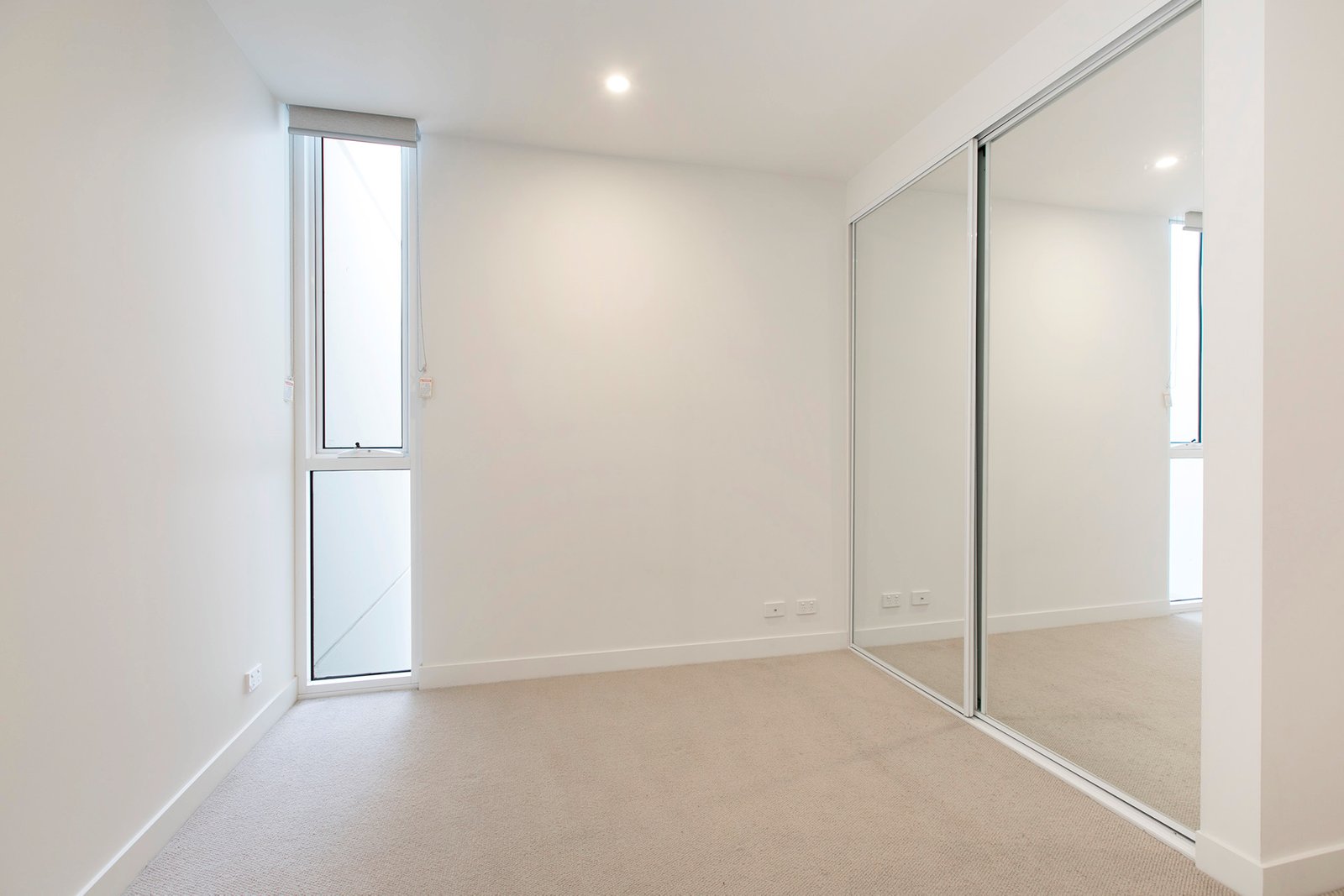 Gallery: 1.16/209 Bay Street