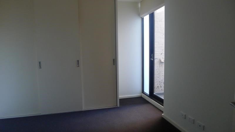 Real Estate and Property in 11/63 Ormond Esplanade, Elwood, VIC