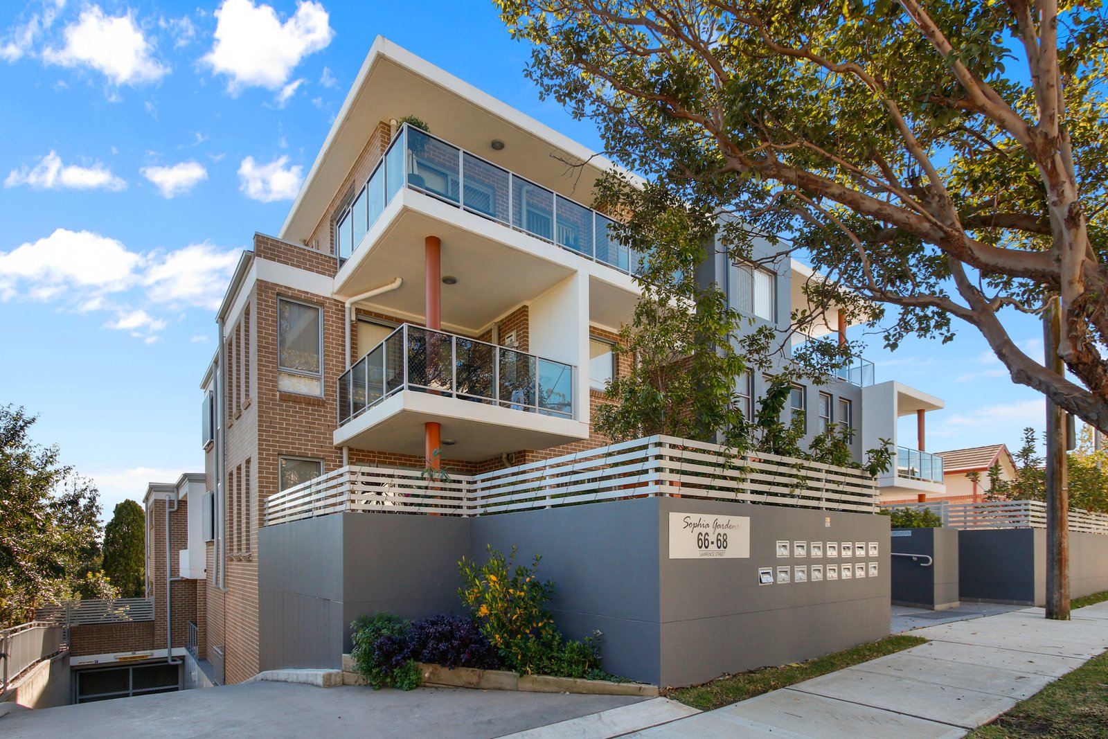 11/66-68 Lawrence Street PEAKHURST 1