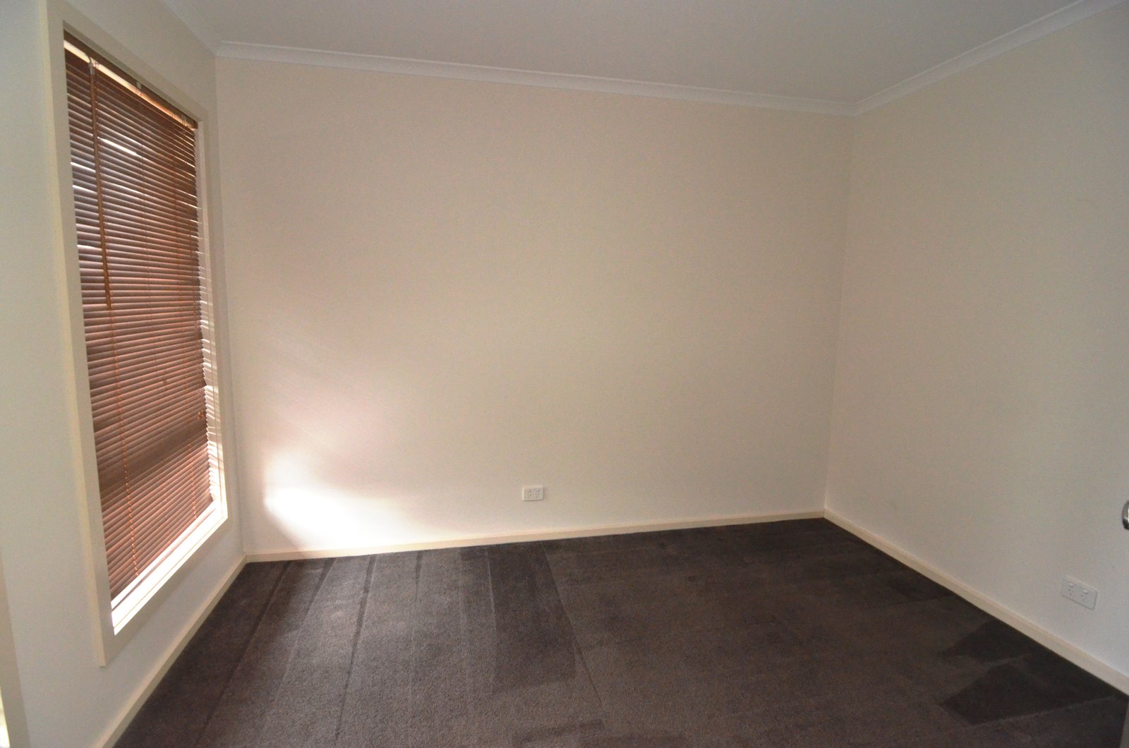 Gallery: 1/166 Barwarre Road