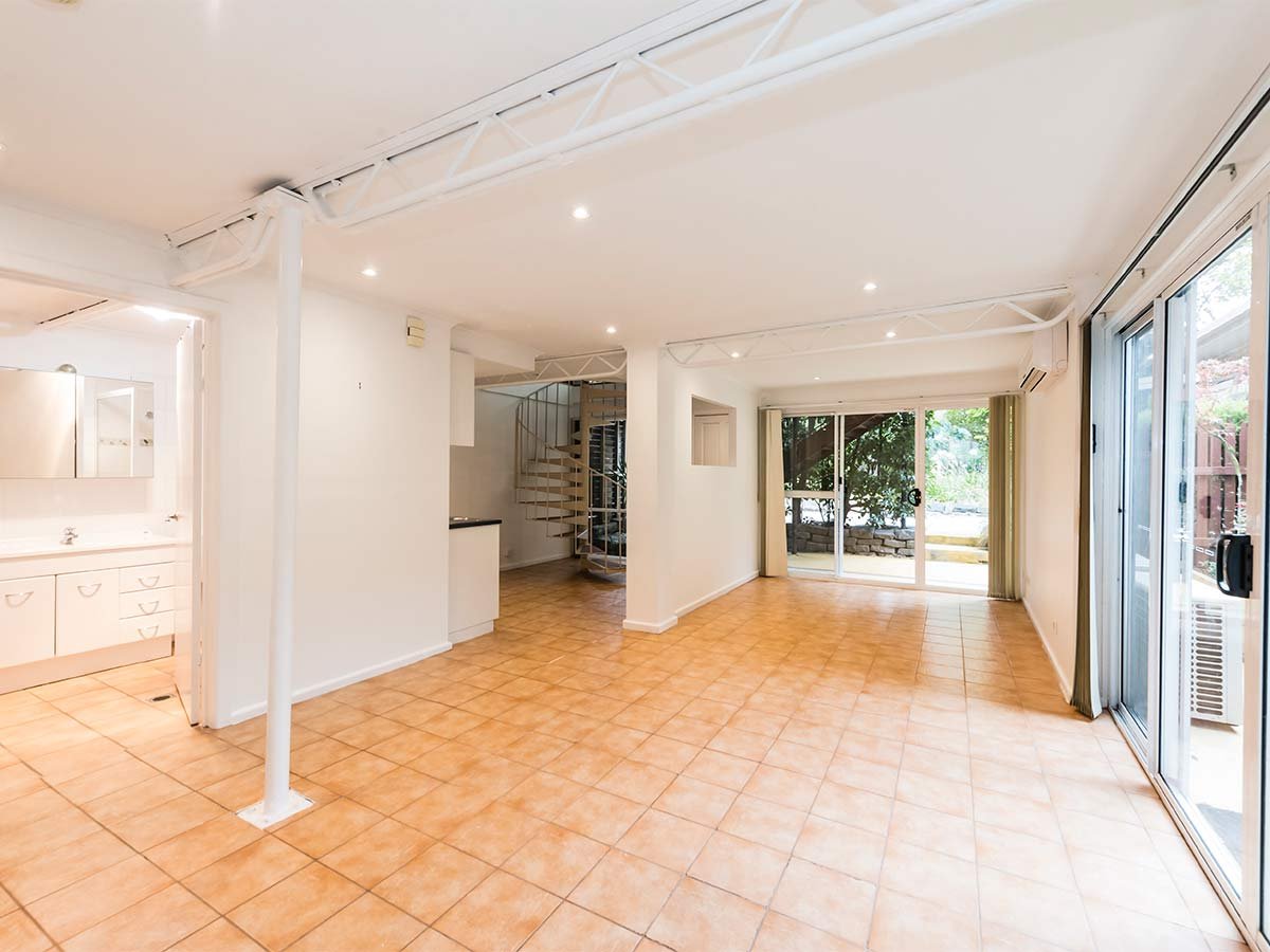 Gallery: 1/166 Charman Road