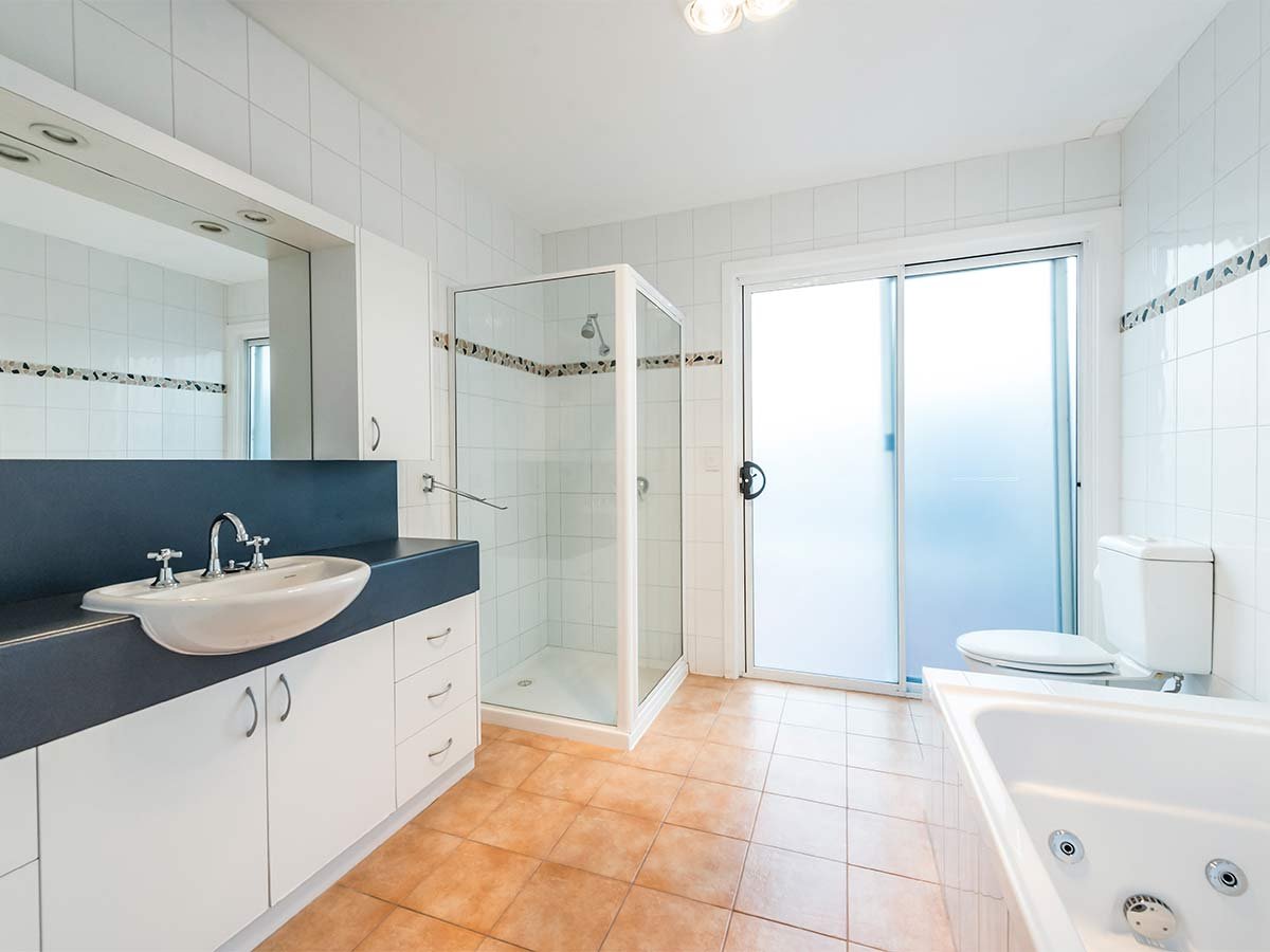 Gallery: 1/166 Charman Road