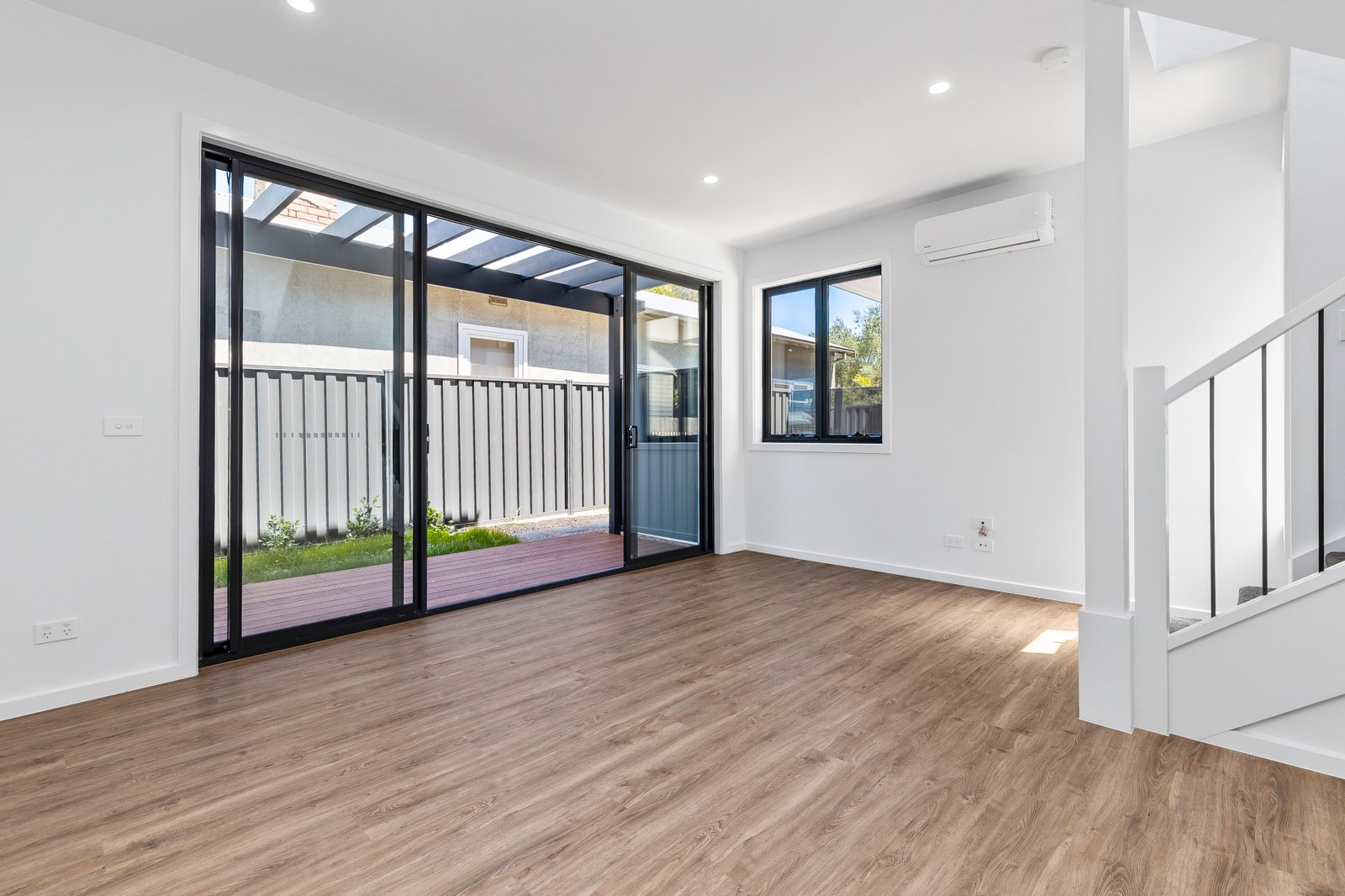 Gallery: 1/166 Francis Street