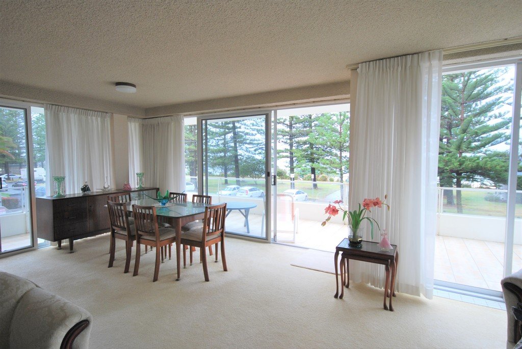 1/166 The Esplanade BURLEIGH HEADS 3