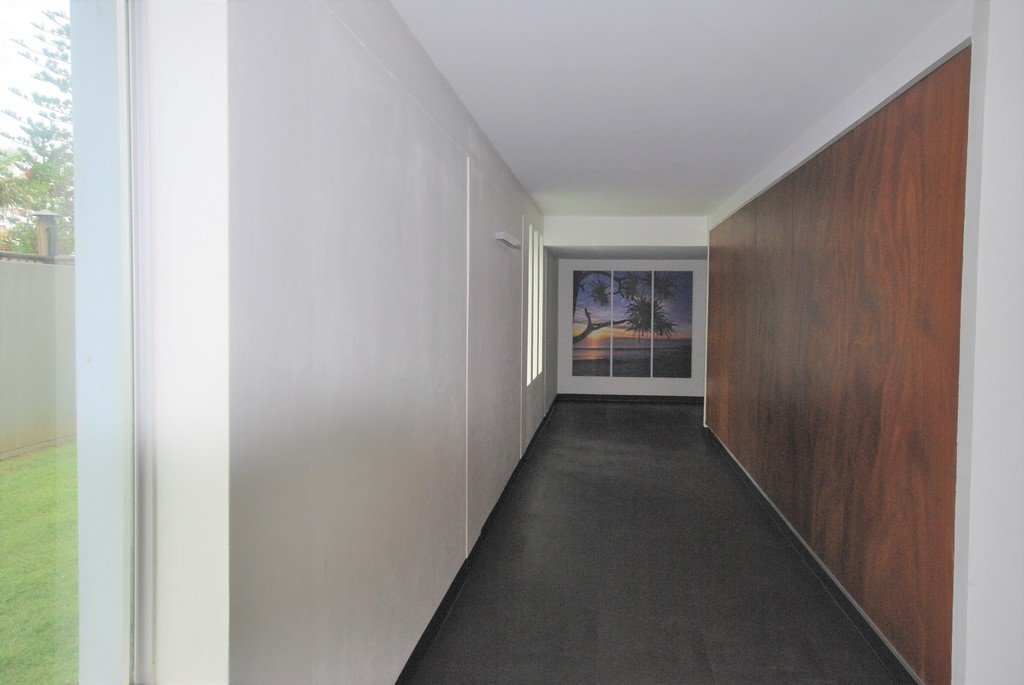 1/166 The Esplanade BURLEIGH HEADS 11