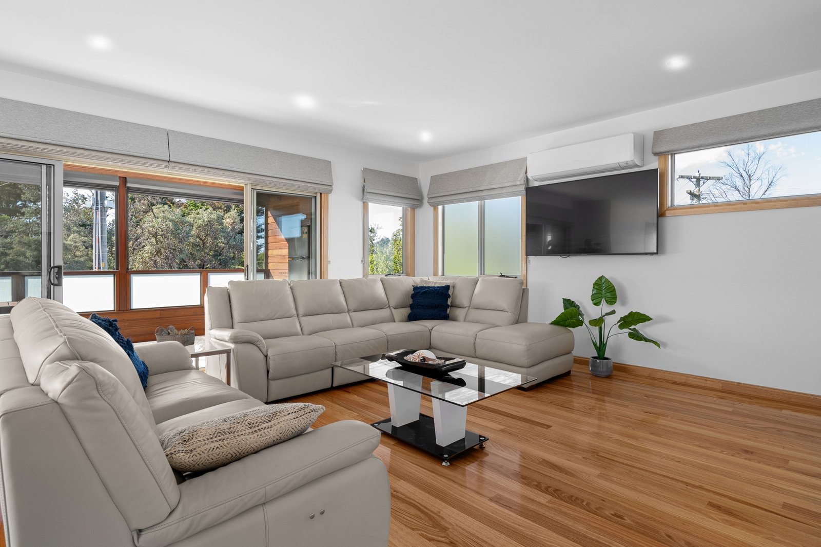 Real Estate and Property in 1/1669 Point Nepean Road, Capel Sound, VIC