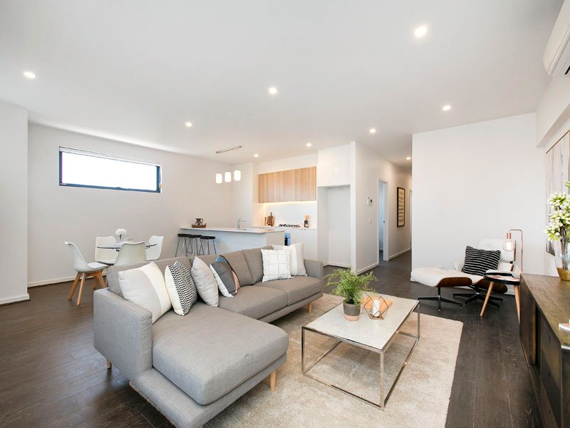 Gallery: 1/167 Beach Road